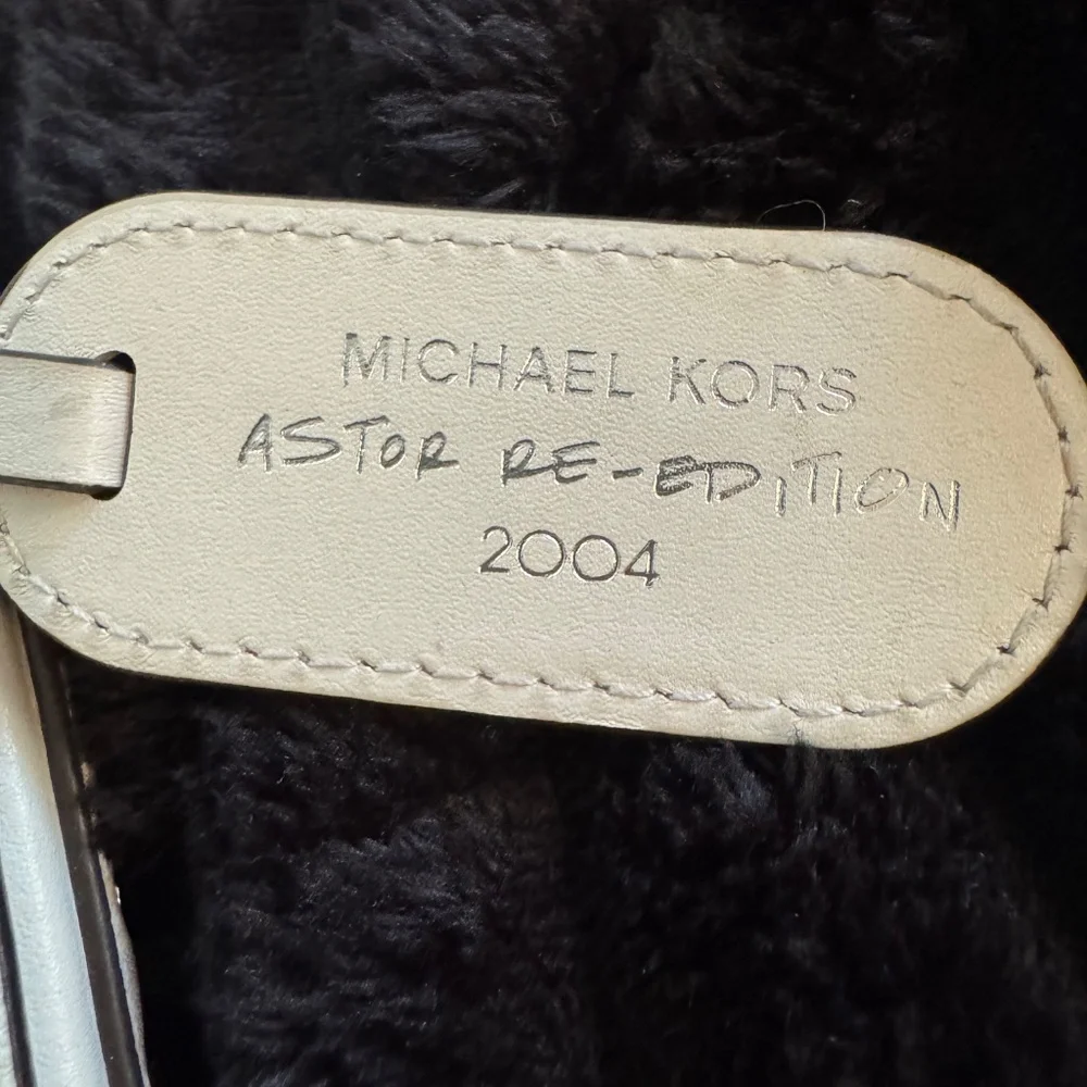 MICHAEL MICHAEL KORS Astor Large Studded Leather Tote Bag - Picture 12 of 13